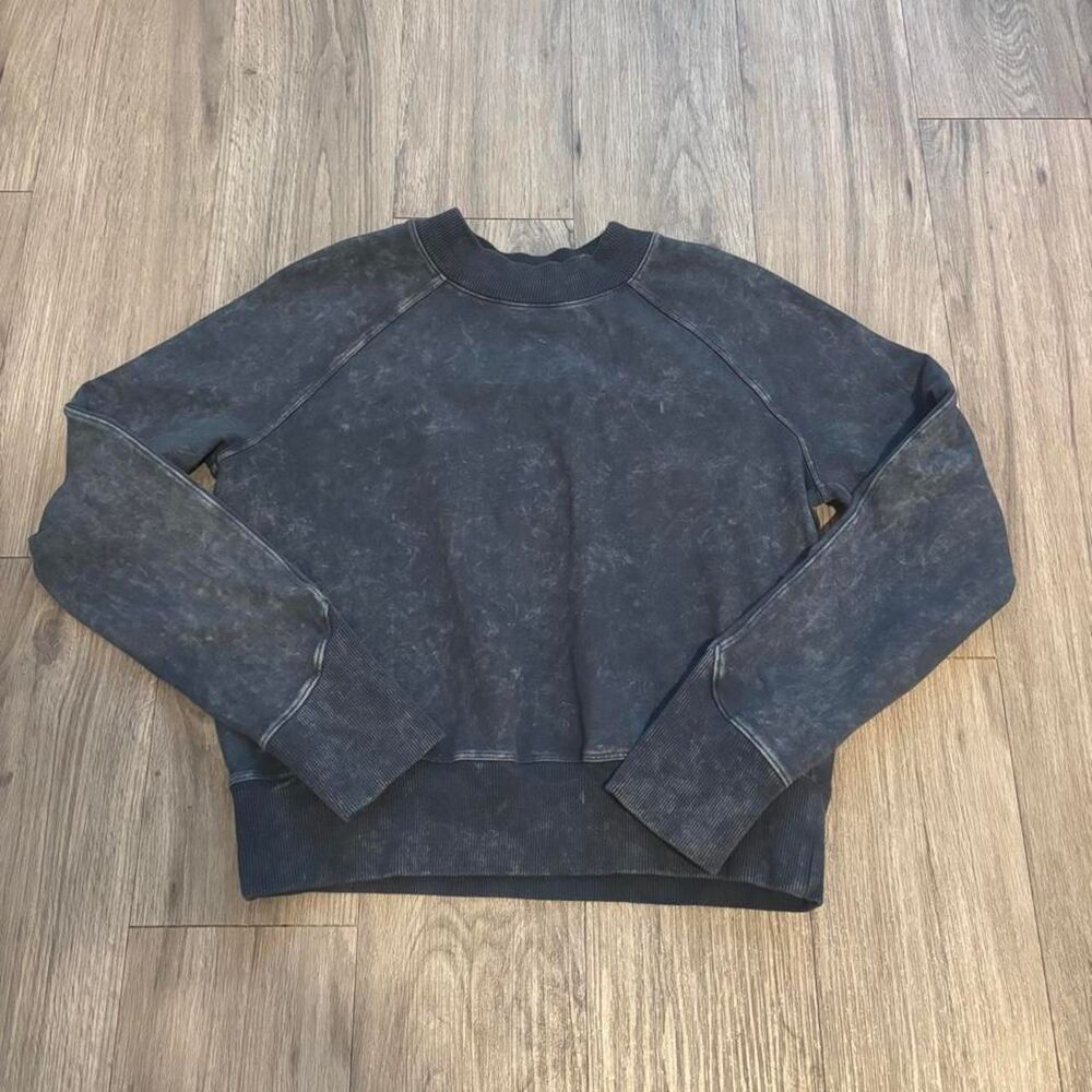 Lululemon Women's Sweatshirt